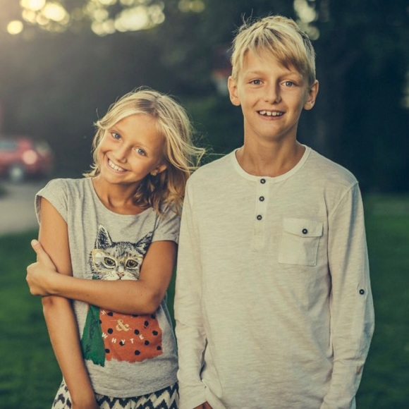 Welcome to Cedar Laundry Exchange Too!  @cle957too - Picture 5 of 7